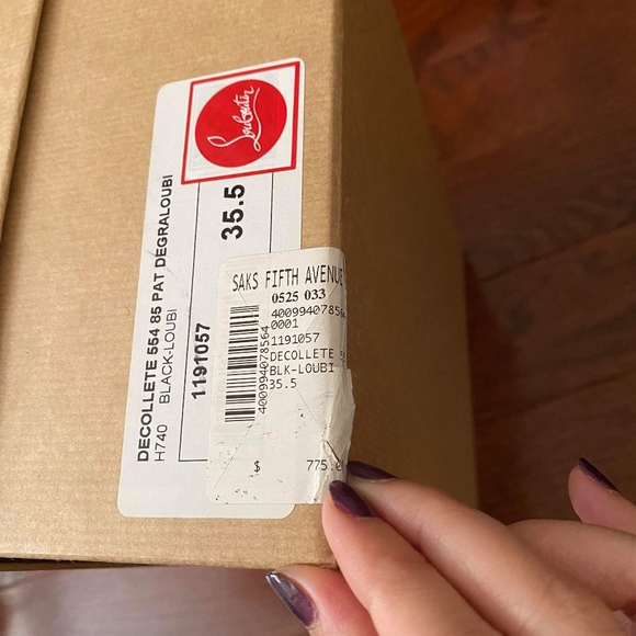 Shoes - Picture 2 of 6